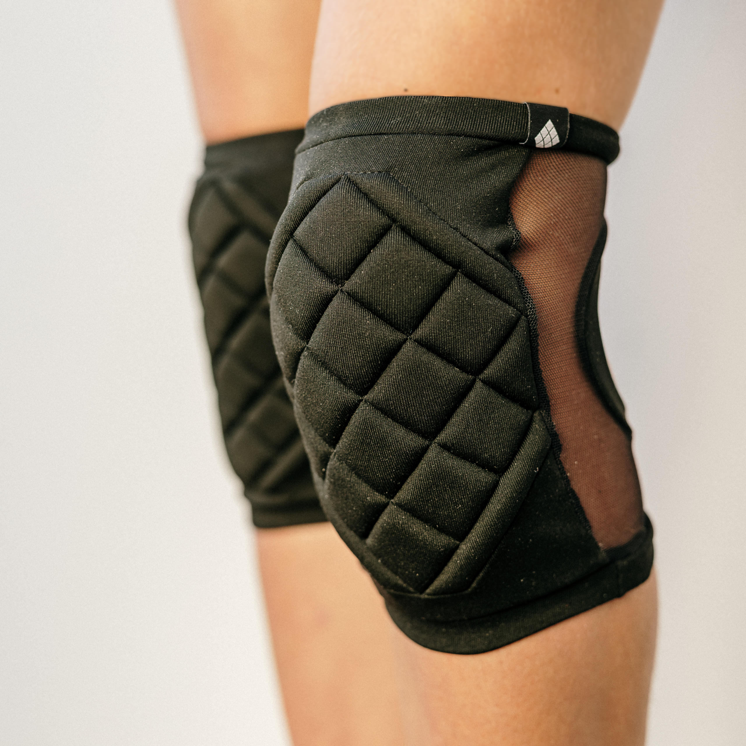 Poledancerka HIGHLINE knee pads© BLACK with pocket - Image 2